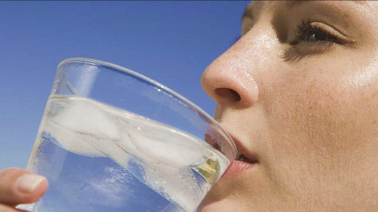 Câtă apă trebuie să bei pe zi în funcţie de greutatea ta | Sănătate | talksaboutphotography.nl