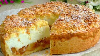 Placinta cu mere si crema...