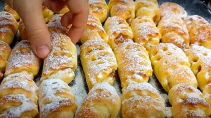 Cornulete cu umplutura de mere-...
